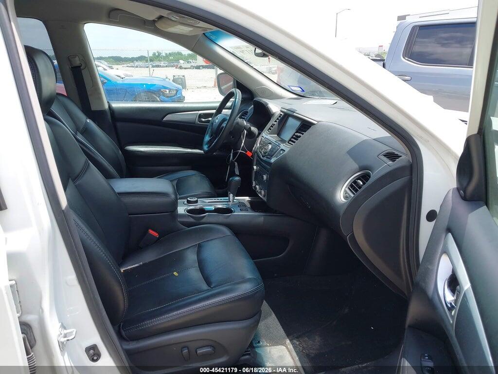 5N1DR2MM4HC611946 2017 NISSAN PATHFINDER photo no. 5