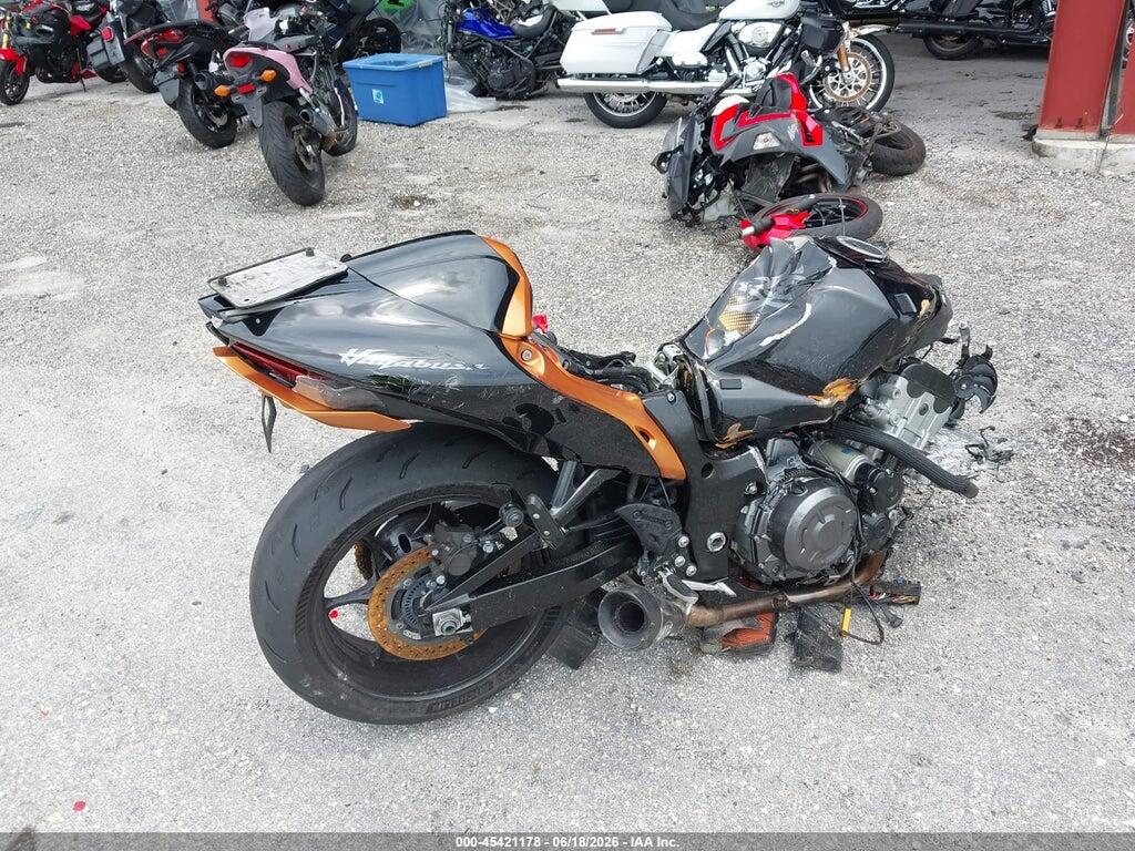 JS1EJ11B9N7101586 2022 SUZUKI GSX1300 photo no. 12