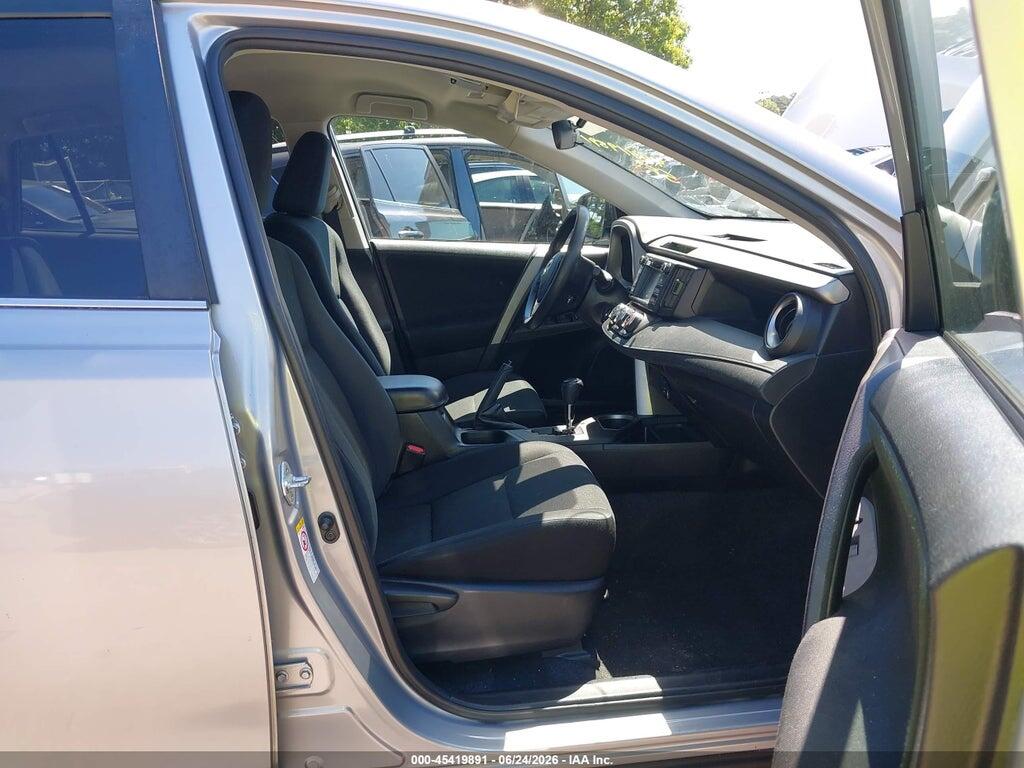 2T3BFREV1HW581273 2017 TOYOTA RAV4 photo no. 5