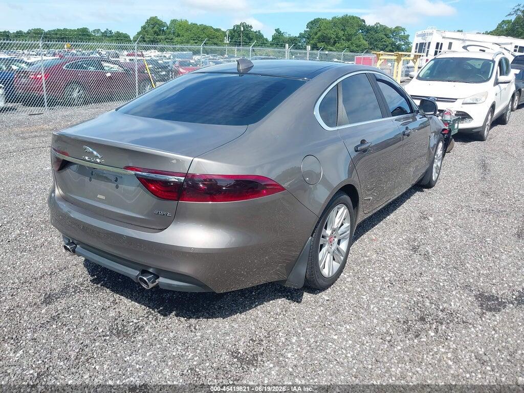 SAJBD4BV5HCY35679 2017 JAGUAR XF photo no. 4