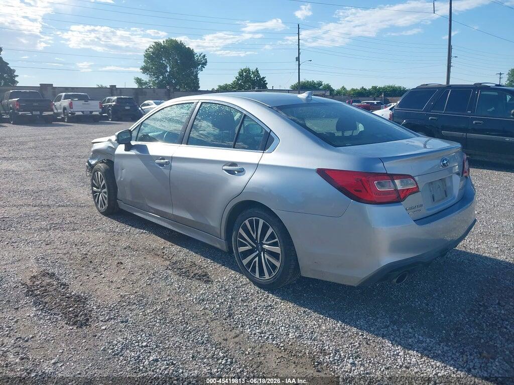 4S3BNAF65J3042630 2018 SUBARU LEGACY photo no. 3