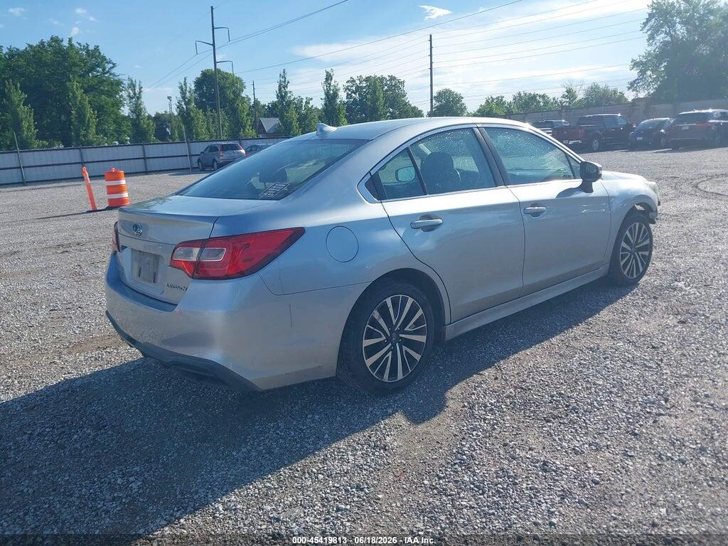 4S3BNAF65J3042630 2018 SUBARU LEGACY photo no. 4