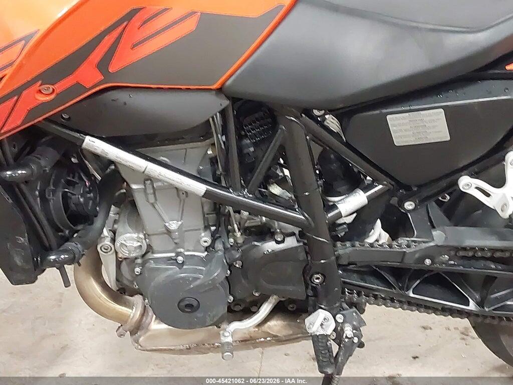 VBKLDV406JM718735 2018 KTM 690 photo no. 9