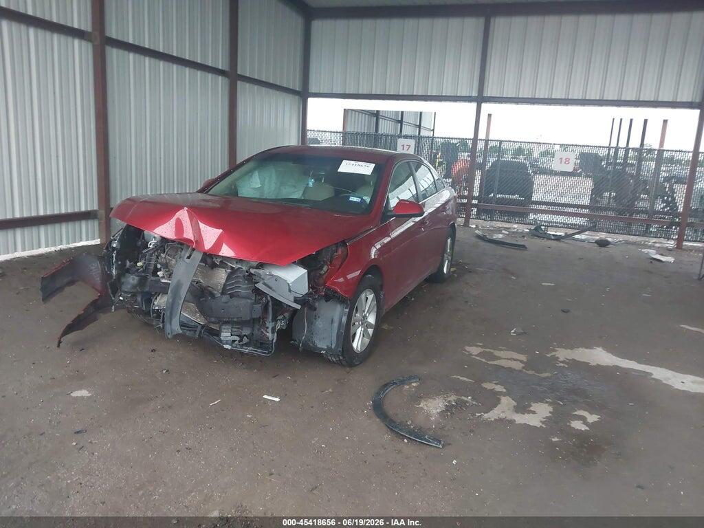 5NPE24AF0FH221071 2015 HYUNDAI SONATA photo no. 2