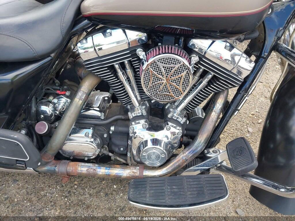 1HD1FRW145Y663053 2005 HARLEY-DAVIDSON FLHRCI photo no. 8