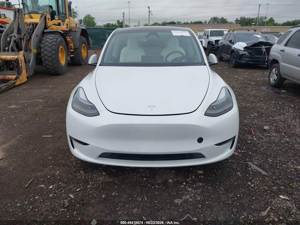 7SAYGDEE2RF186989 2024 TESLA MODEL Y photo no. 12