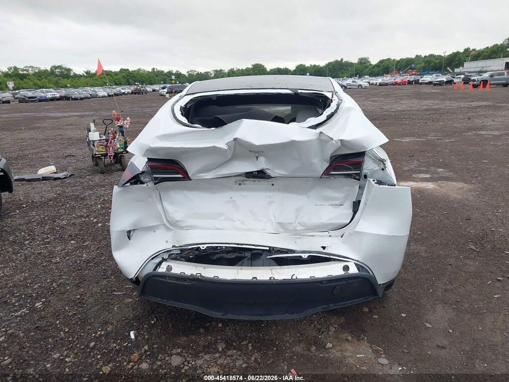 7SAYGDEE2RF186989 2024 TESLA MODEL Y photo no. 6