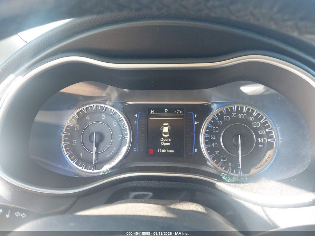 1C3CCCAB7FN585908 2015 CHRYSLER 200 photo no. 7