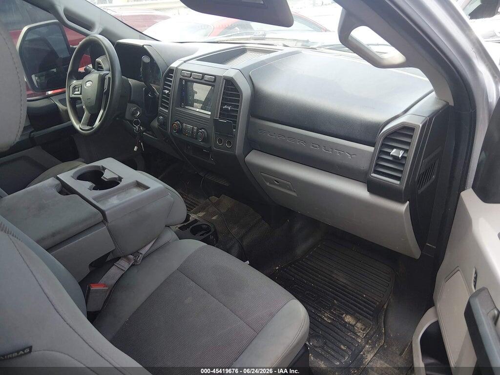 1FT7X2B62JEC73324 2018 FORD F-250 photo no. 5