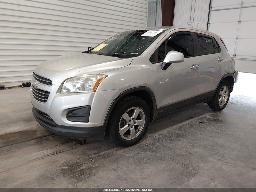 3GNCJNSB1GL263141 2016 CHEVROLET TRAX photo no. 2