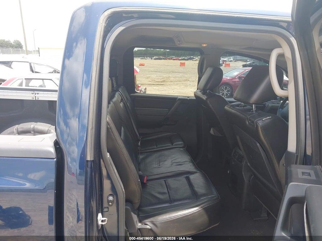 1N6AA0EC1BN306440 2011 NISSAN TITAN photo no. 8