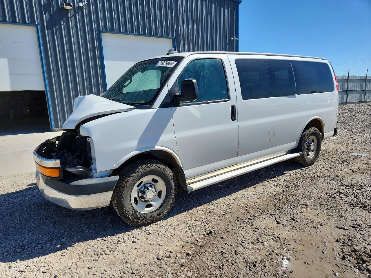 2016 CHEVROLET EXPRESS G3500 LT