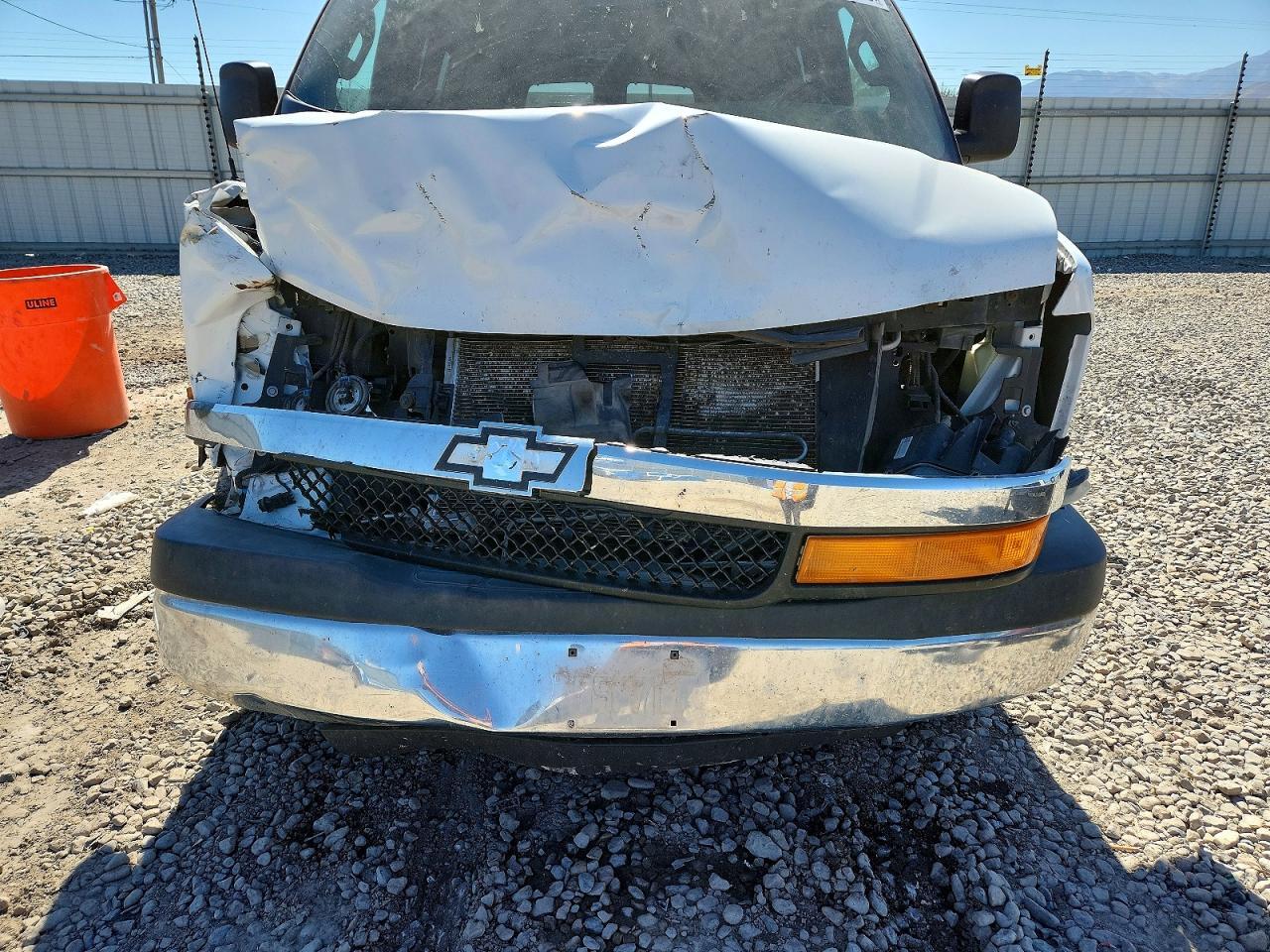 2016 CHEVROLET EXPRESS G3500 LT — Фото 11 из 12