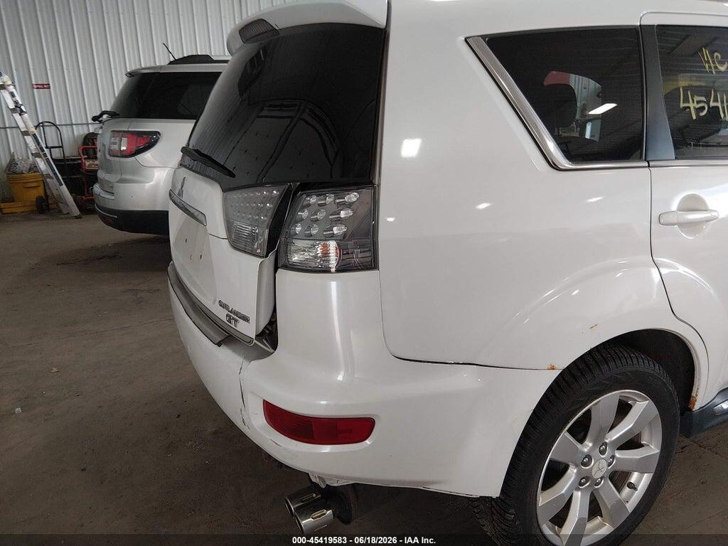 JA4JT5AX2BU025248 2011 MITSUBISHI OUTLANDER photo no. 6