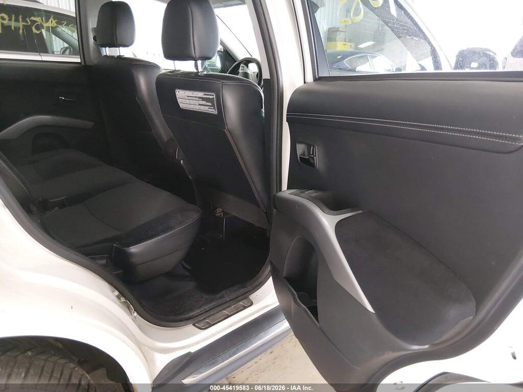 JA4JT5AX2BU025248 2011 MITSUBISHI OUTLANDER photo no. 8