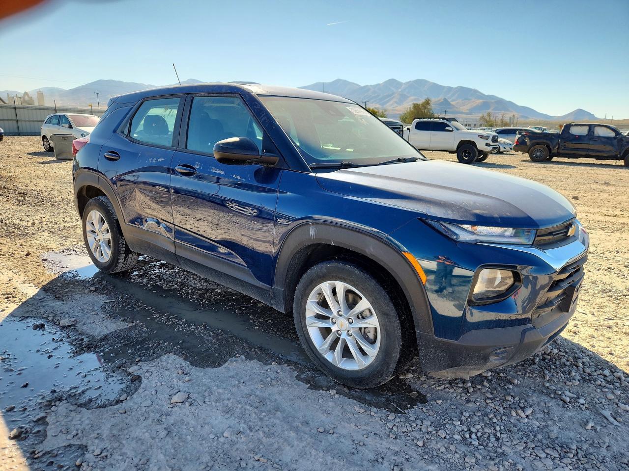 2021 CHEVROLET TRAILBLAZER LS — Фото 4 из 12