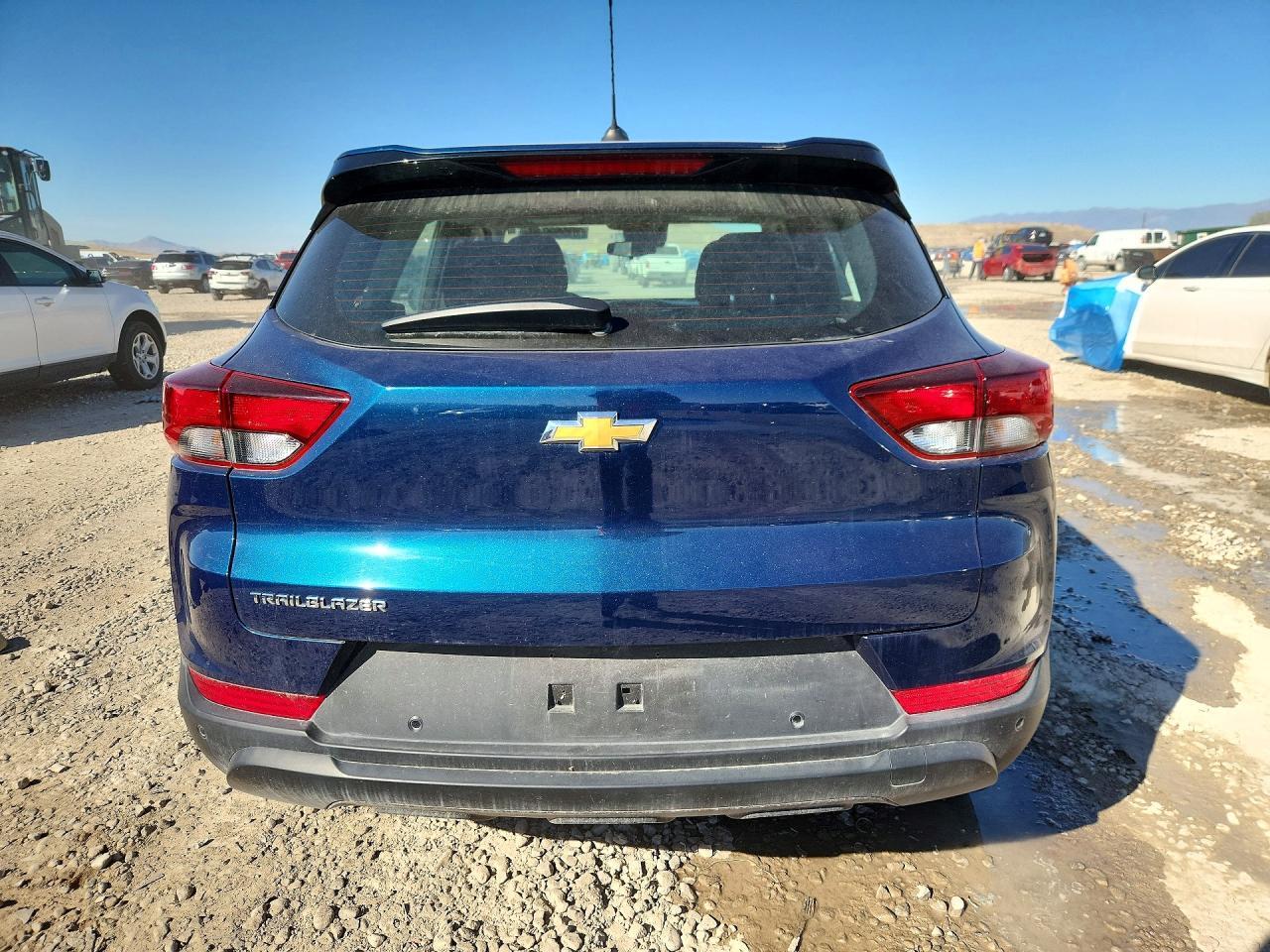 2021 CHEVROLET TRAILBLAZER LS — Фото 6 из 12