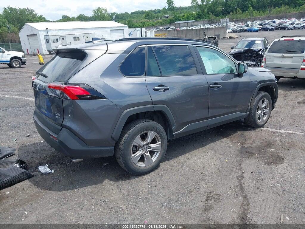 2T3P1RFVXNC295194 2022 TOYOTA RAV4 photo no. 4