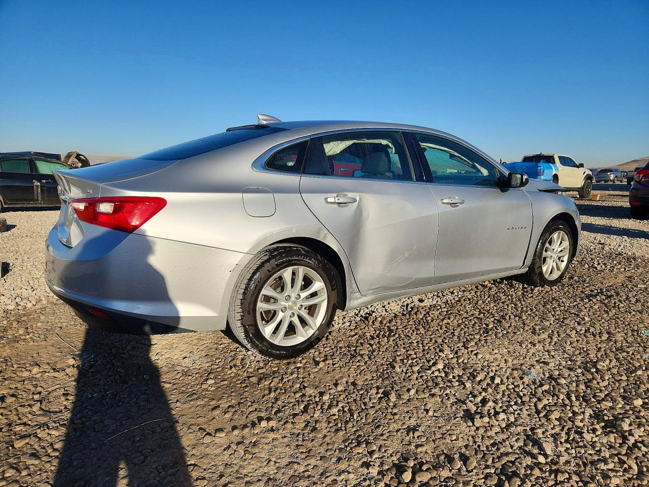 2018 CHEVROLET MALIBU LT — Фото 3 из 12