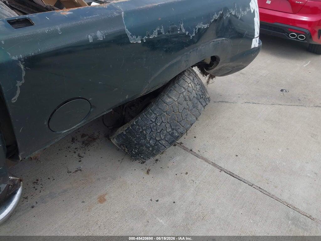1GCHC23U51F166520 2001 CHEVROLET SILVERADO 2500HD photo no. 12