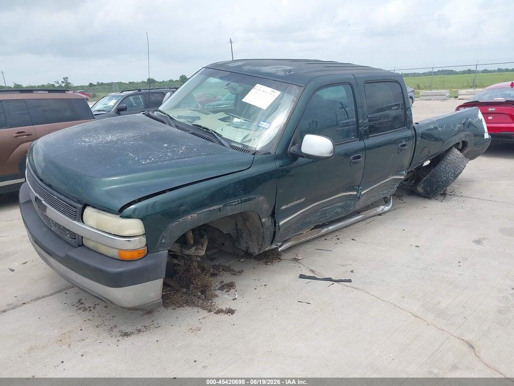 1GCHC23U51F166520 2001 CHEVROLET SILVERADO 2500HD photo no. 2