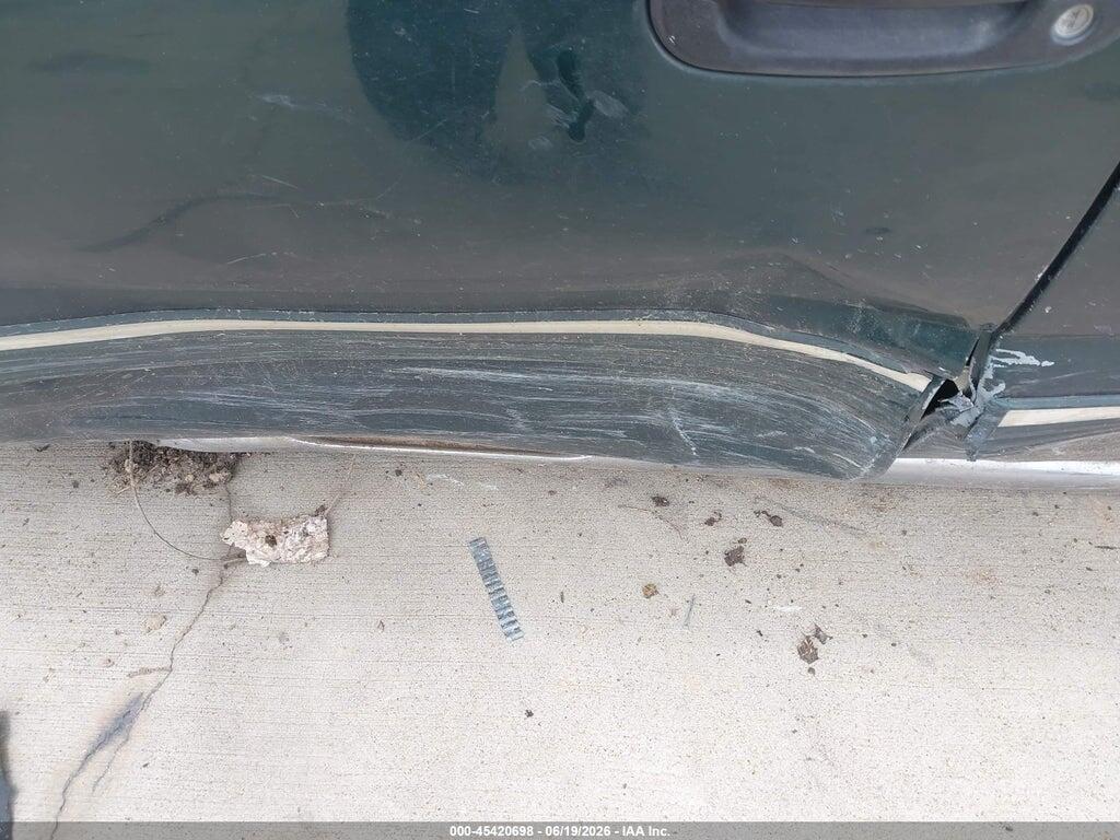 1GCHC23U51F166520 2001 CHEVROLET SILVERADO 2500HD photo no. 6