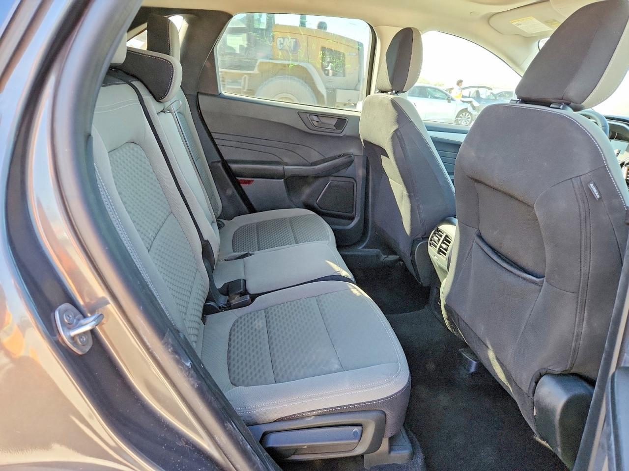 2022 FORD ESCAPE SE — Фото 10 из 13