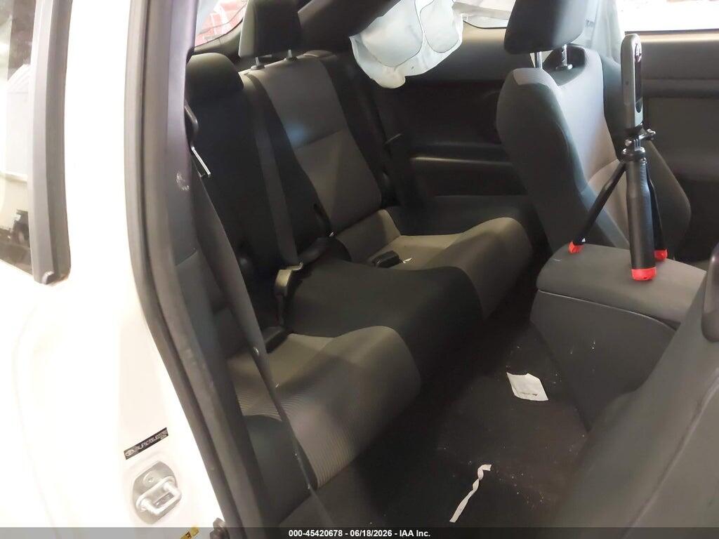 JTKJF5C70GJ022392 2016 SCION TC photo no. 8