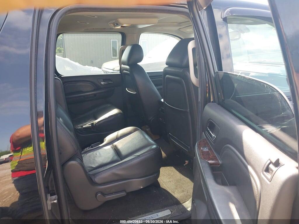 1GKS2MEF8DR357584 2013 GMC YUKON XL 1500 photo no. 8