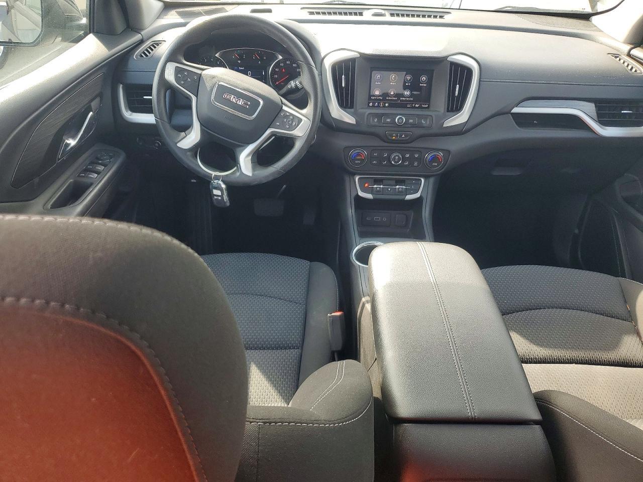 2022 GMC TERRAIN SLE — Фото 8 из 13