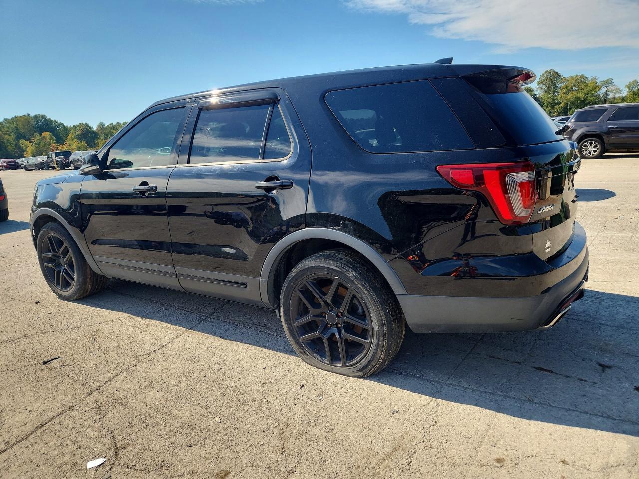 2017 FORD EXPLORER SPORT — Фото 2 из 13