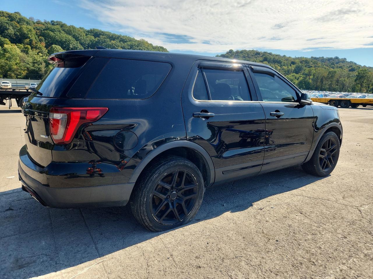2017 FORD EXPLORER SPORT — Фото 3 из 13