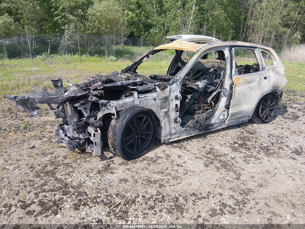 5UXTS3C57J0Z00118 2018 BMW X3 photo no. 2