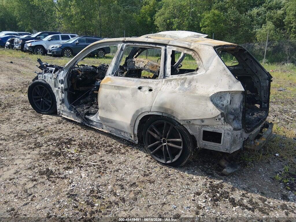 5UXTS3C57J0Z00118 2018 BMW X3 photo no. 3