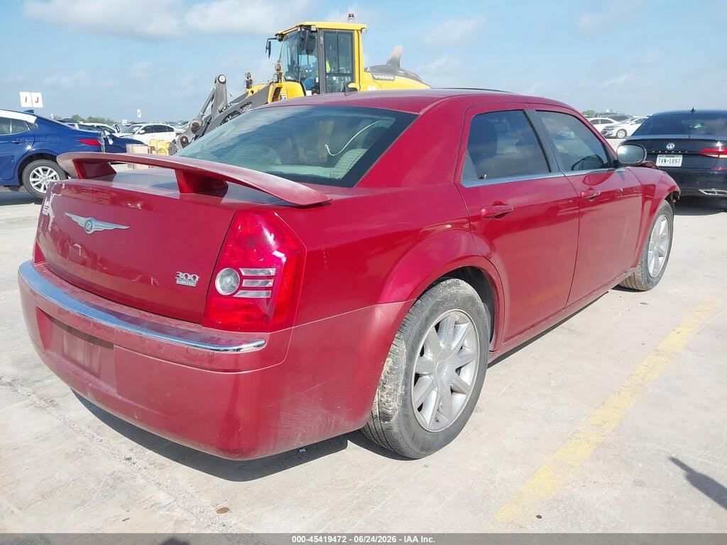 2C3KA33G78H253070 2008 CHRYSLER 300 photo no. 4