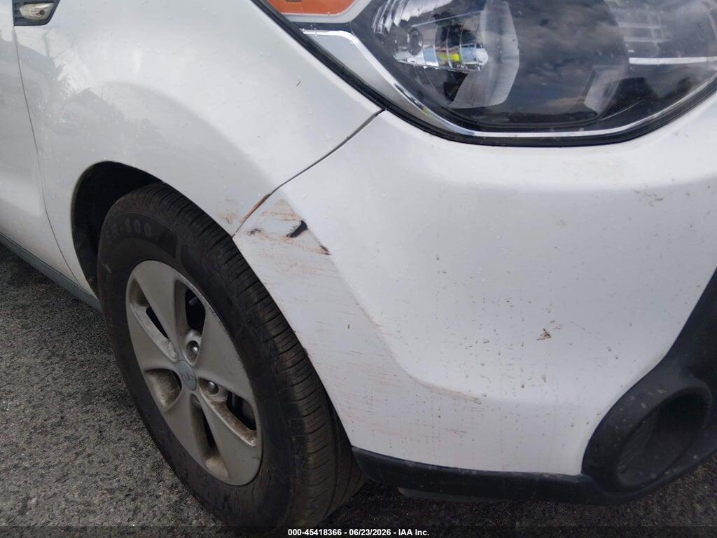 KNDJN2A27E7018575 2014 KIA SOUL photo no. 6
