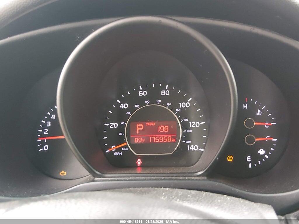 KNDJN2A27E7018575 2014 KIA SOUL photo no. 7
