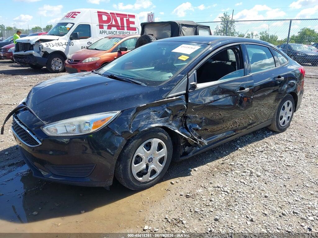 1FADP3E22GL208131 2016 FORD FOCUS photo no. 2