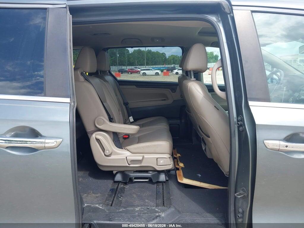 5FNRL6H71JB034387 2018 HONDA ODYSSEY photo no. 8