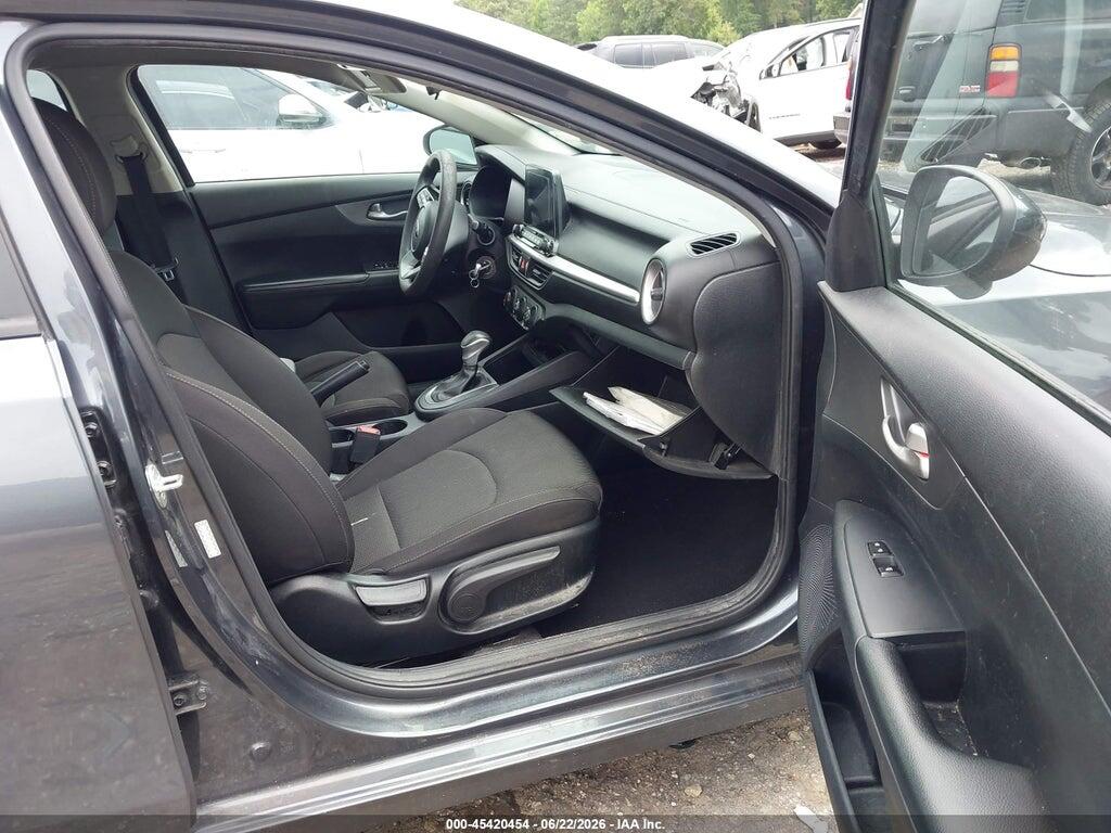 3KPF24AD5LE185137 2020 KIA FORTE photo no. 5