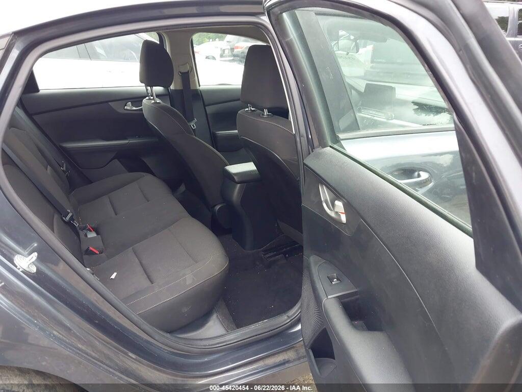 3KPF24AD5LE185137 2020 KIA FORTE photo no. 8