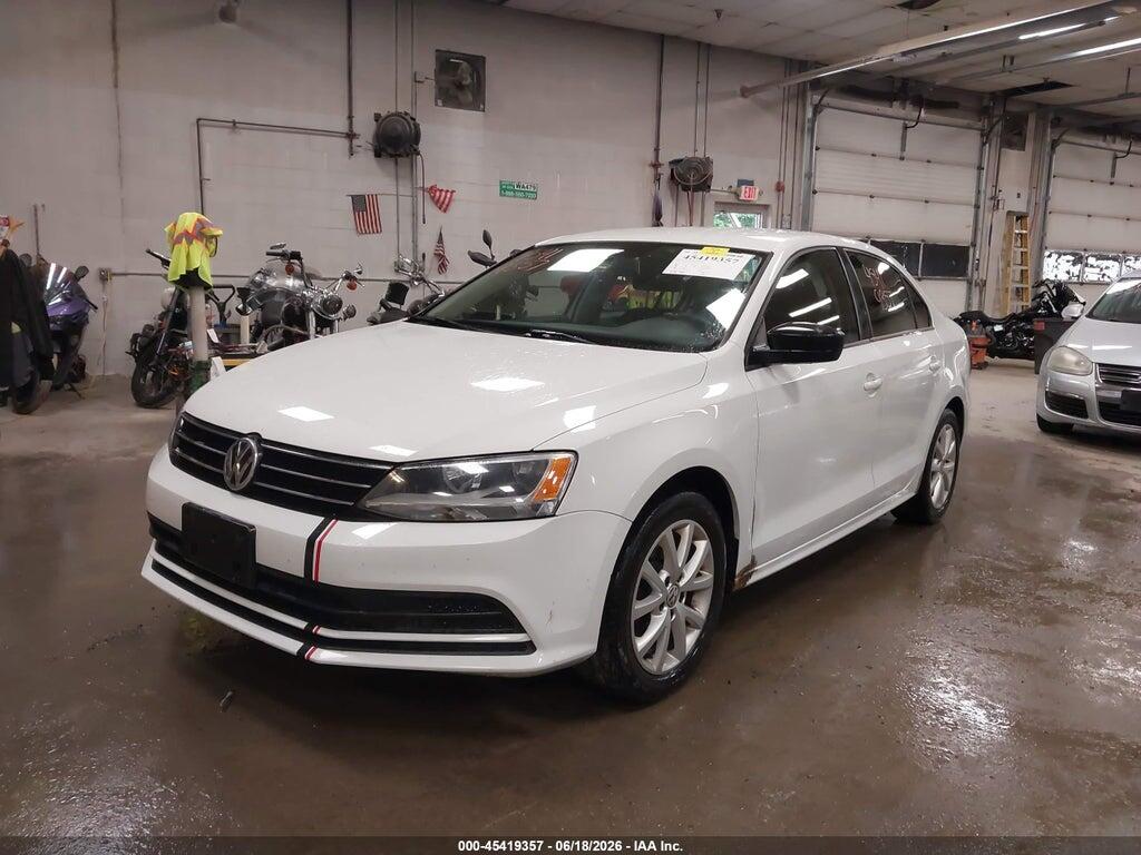 3VW2K7AJ5FM225116 2015 VOLKSWAGEN JETTA photo no. 2