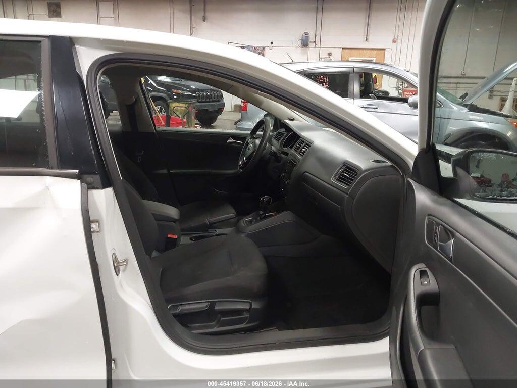 3VW2K7AJ5FM225116 2015 VOLKSWAGEN JETTA photo no. 5