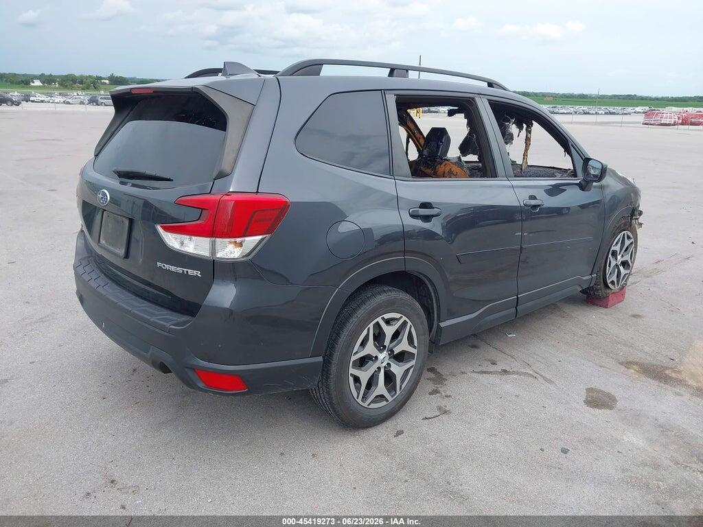 JF2SKAGC4KH590587 2019 SUBARU FORESTER photo no. 4