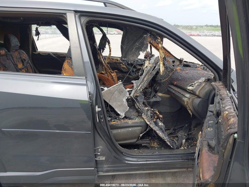 JF2SKAGC4KH590587 2019 SUBARU FORESTER photo no. 5
