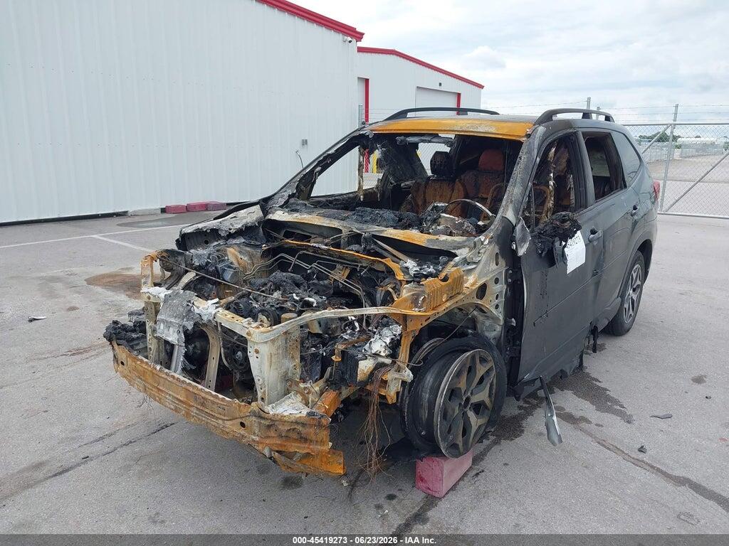 JF2SKAGC4KH590587 2019 SUBARU FORESTER photo no. 6