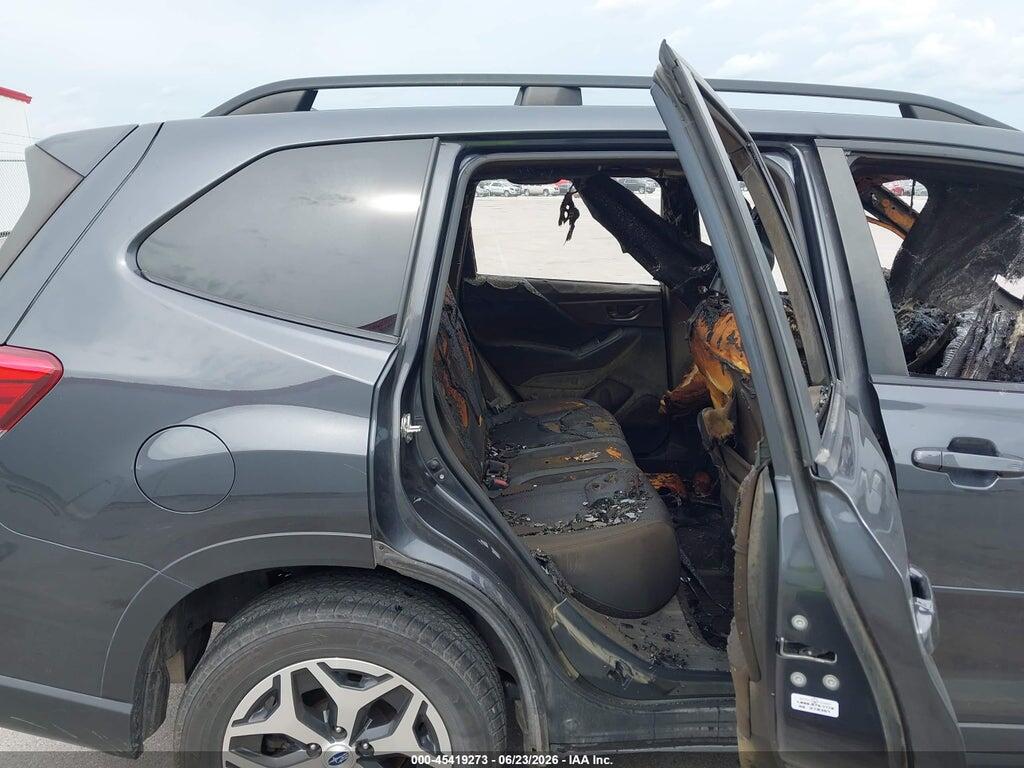JF2SKAGC4KH590587 2019 SUBARU FORESTER photo no. 8