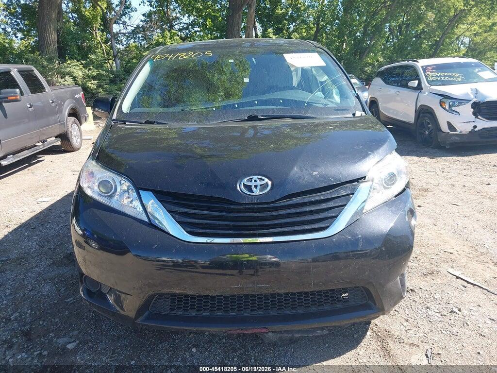 5TDKZ3DC6HS809760 2017 TOYOTA SIENNA photo no. 12