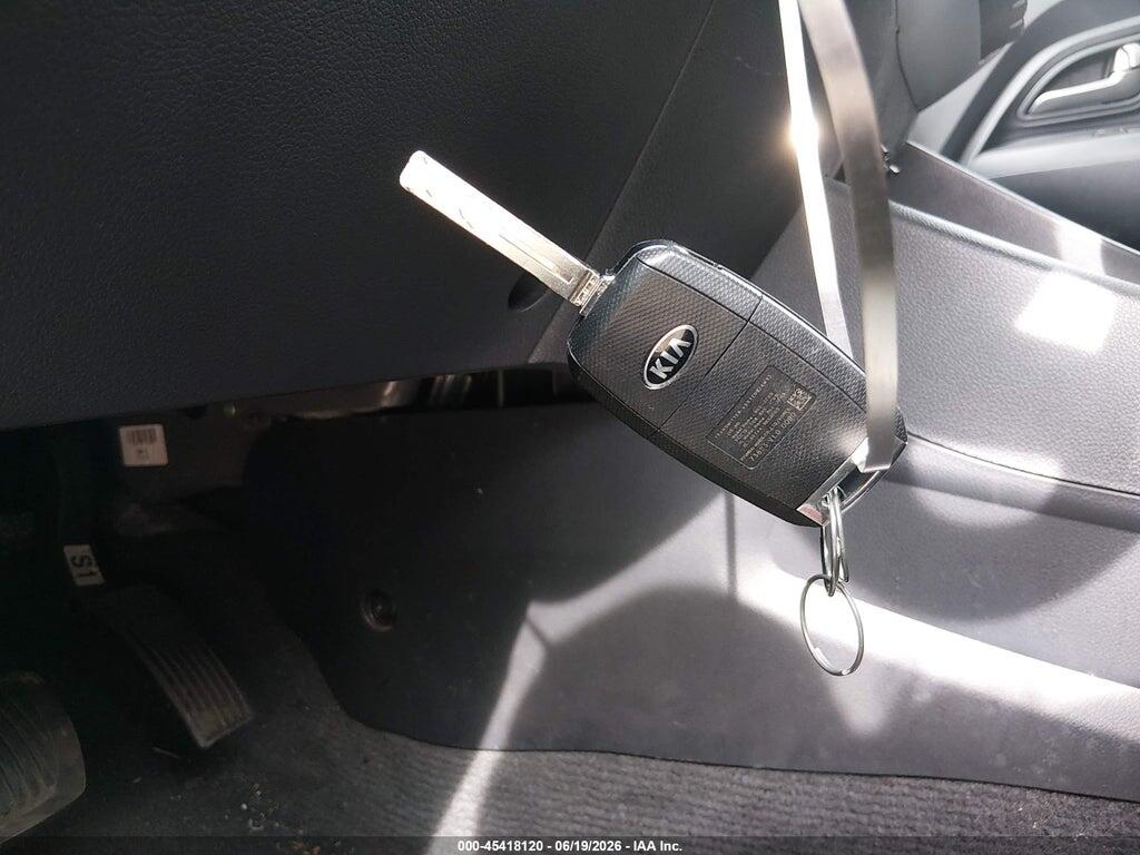 KNADM4A31E6419059 2014 KIA RIO photo no. 11