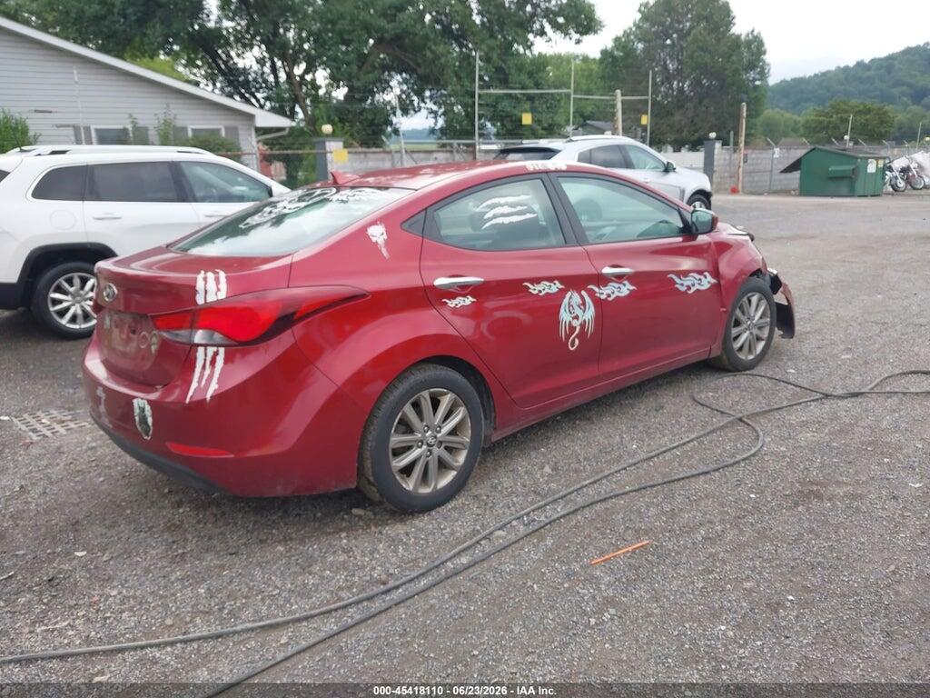 5NPDH4AE7GH700770 2016 HYUNDAI ELANTRA photo no. 4